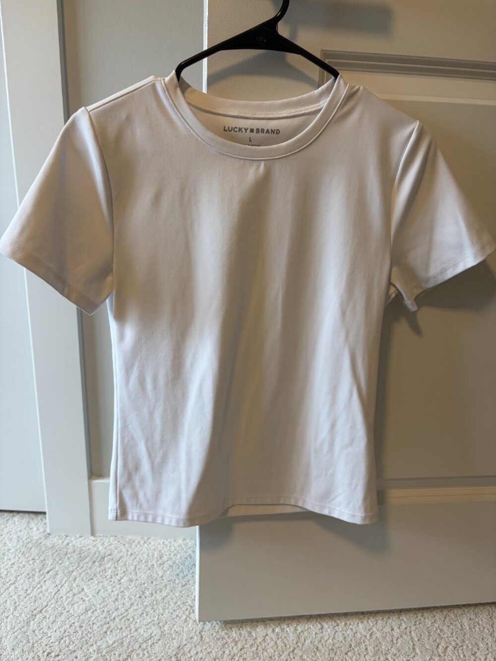 Lucky Brand White T-Shirt Size Large